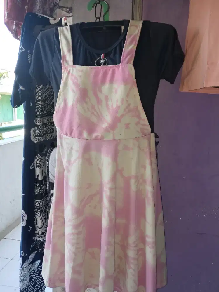 Atasan wanita gadis
