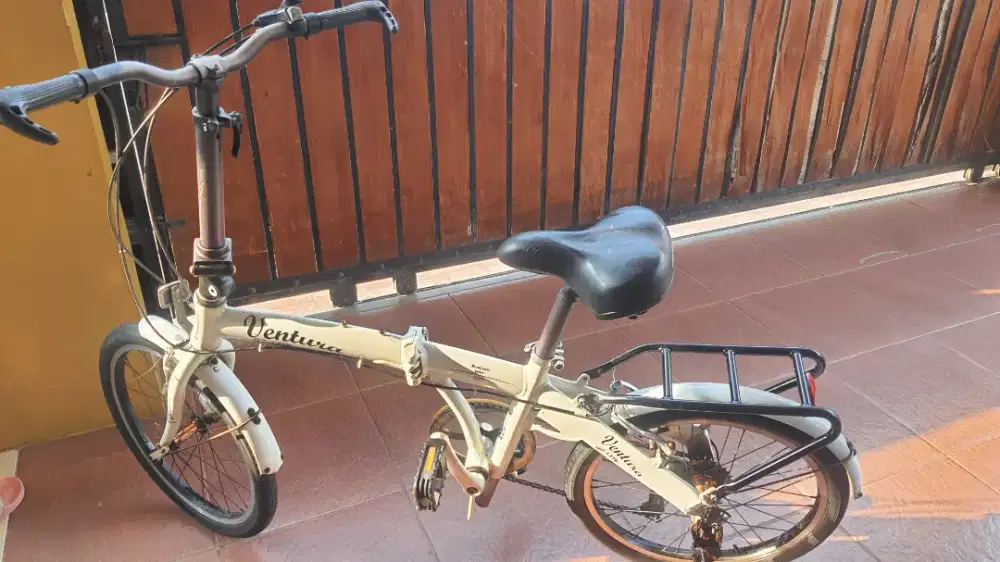 Sepeda Lipat Ventura Go Light