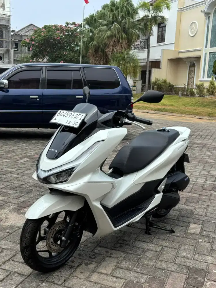 LIKE NEW PCX 160 NEW CBS ISS WARNA PUTIH WHITE PEARL ODO 8000