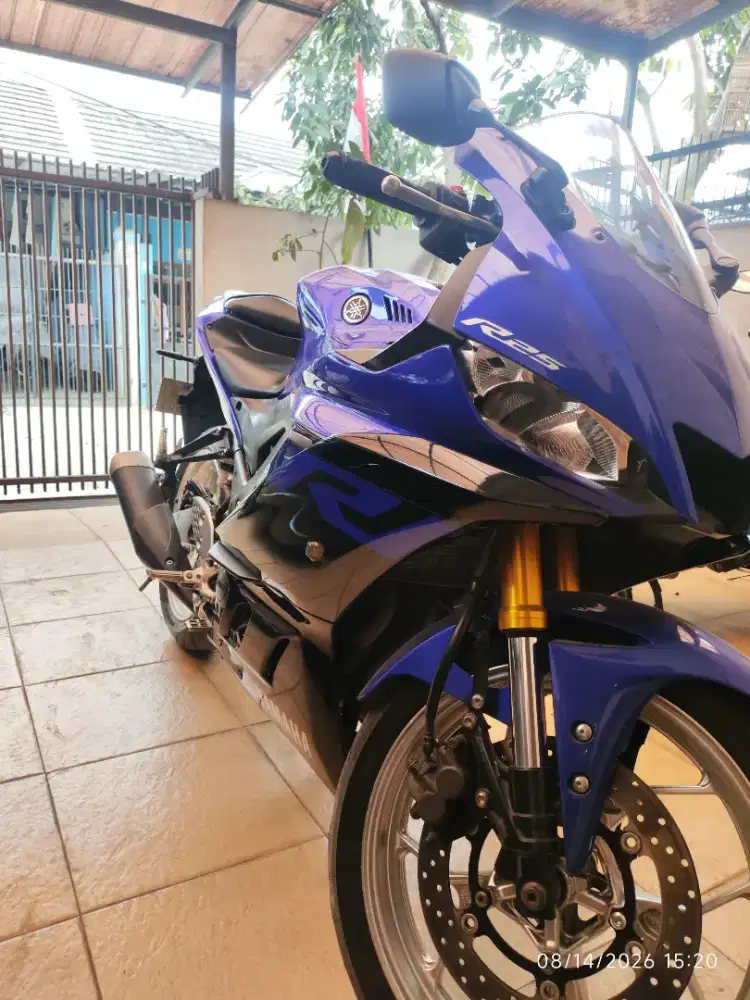 YAMAHA YZF R25 sangat mulus, terawat