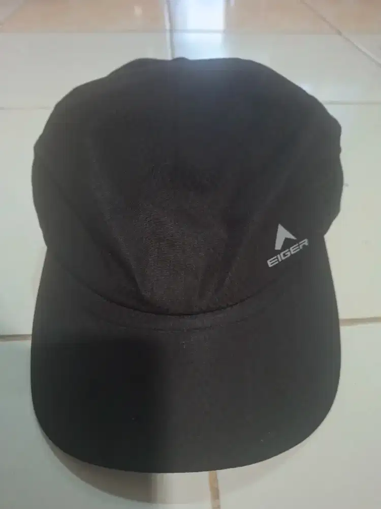 TOPI EIGER  new
