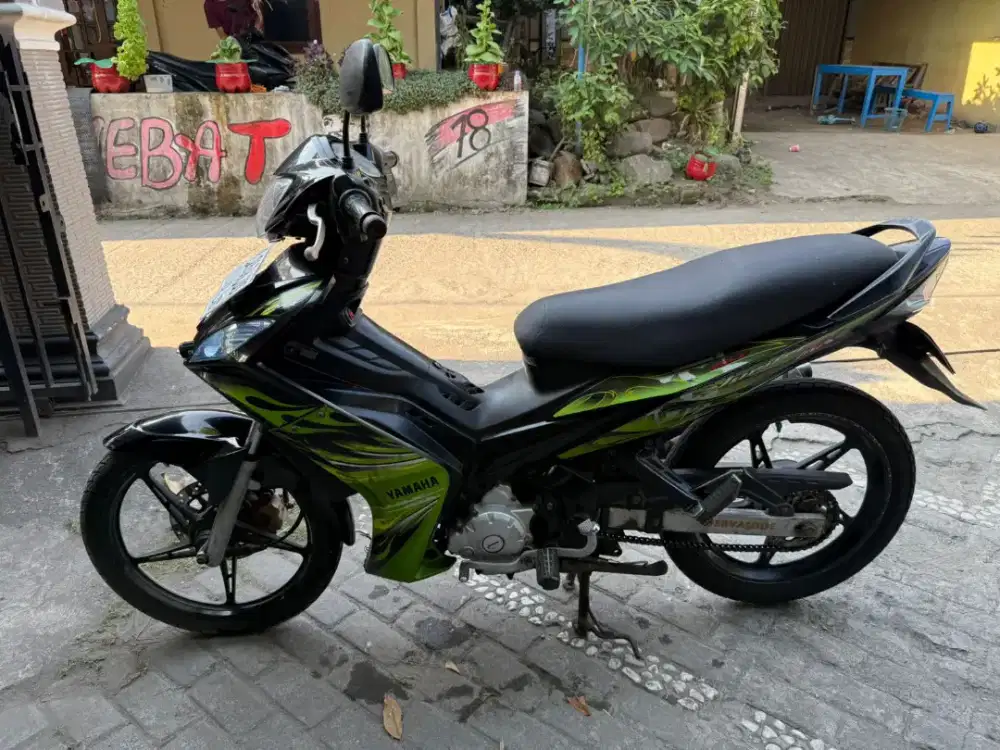 Jupiter MX kopling THN 2010 plat AB KOTA
