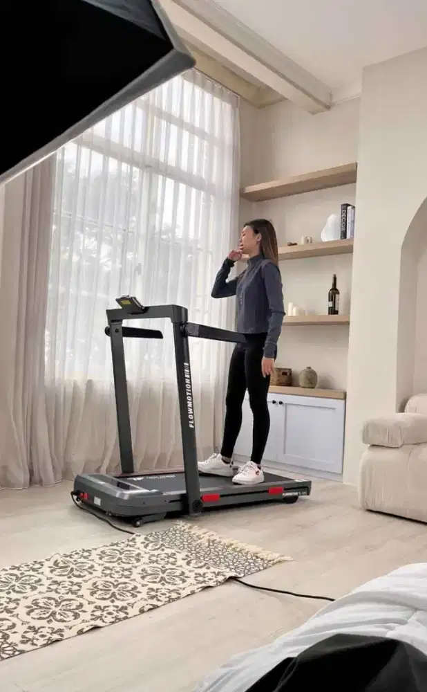 Ready treadmill minimalis auto incline terlaris banjarmasin