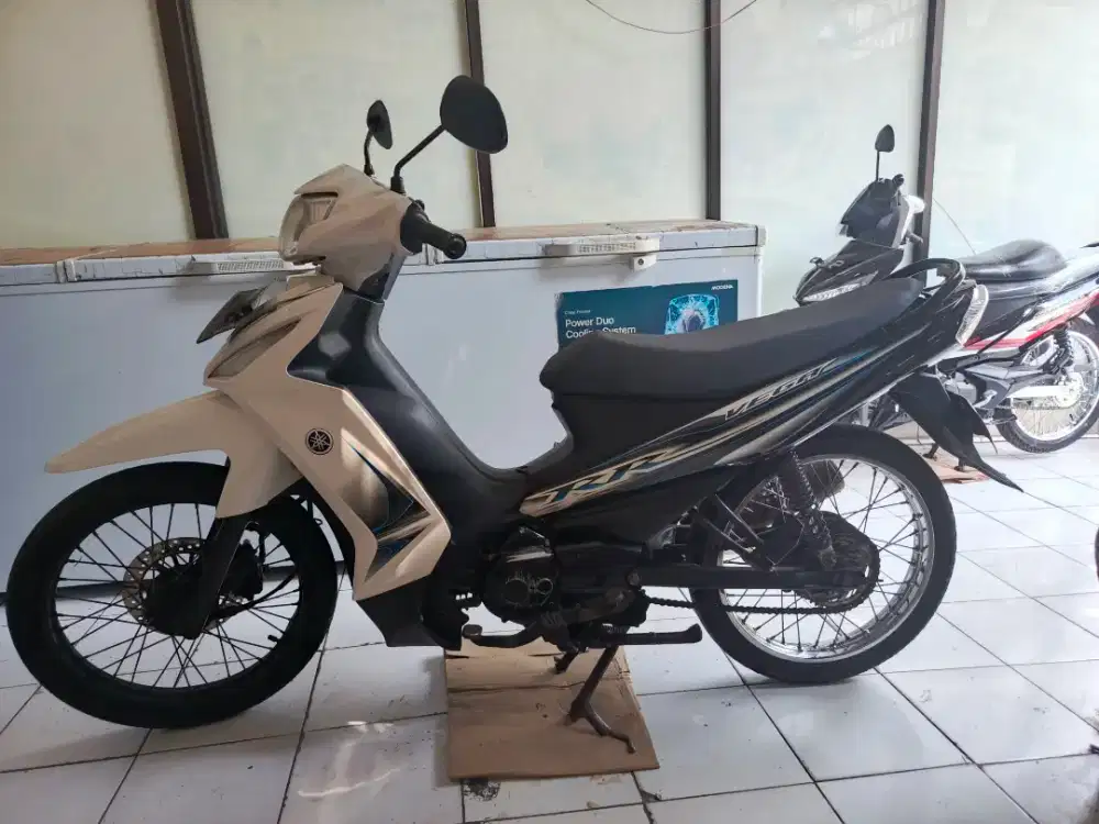 DIJUAL MOTOR YAMAHA ( VEGA RR )