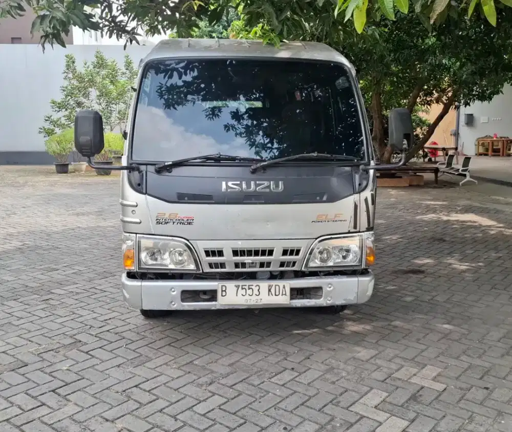 Isuzi NHR 55 CO E21-1