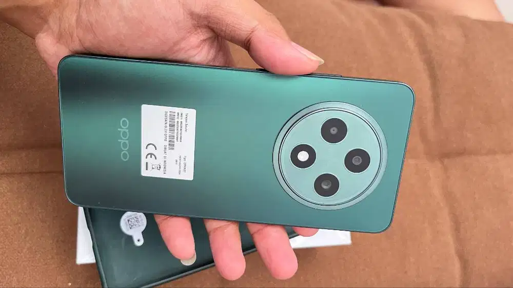 Oppo Reno 12f 5g 12+4/256gb (like new)