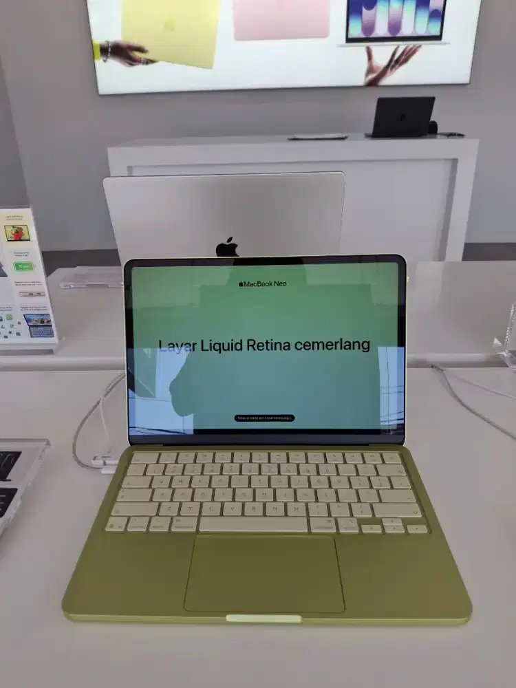 Promo bunga 0% dan Gratis 2× cicilan, ayo Kredit MacBook Neo sekarang!