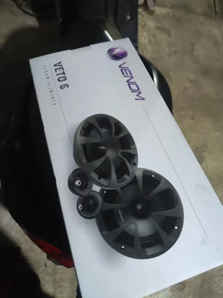 Venom Veto 6 elemento (2 way)