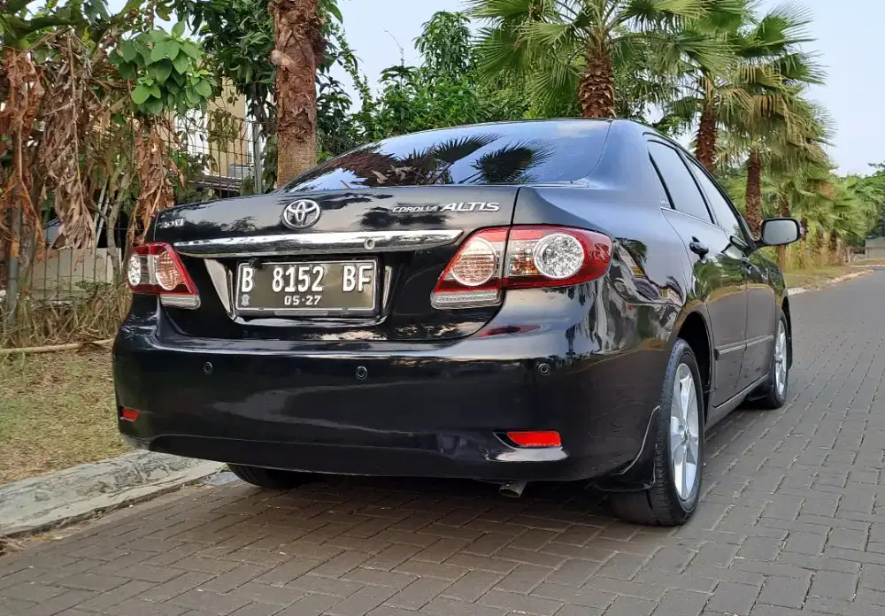Toyota  Altis V 2.0 2012