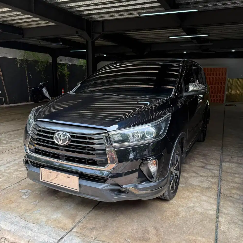 TOYOTA KIJANG INNOVA VENTURER DIESEL RARE 2.4 2021 MANUAL PAKAI 2022
