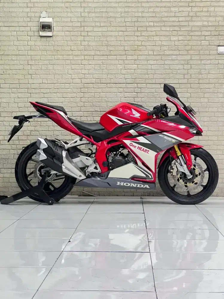 ODO 8RB‼️ Honda CBR 250RR ABS 2020 Red Racing - Mustika motor malang