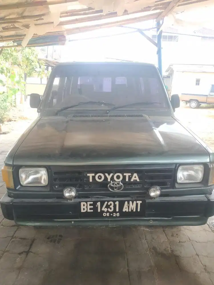 Dijual Mobil Kijang 1989