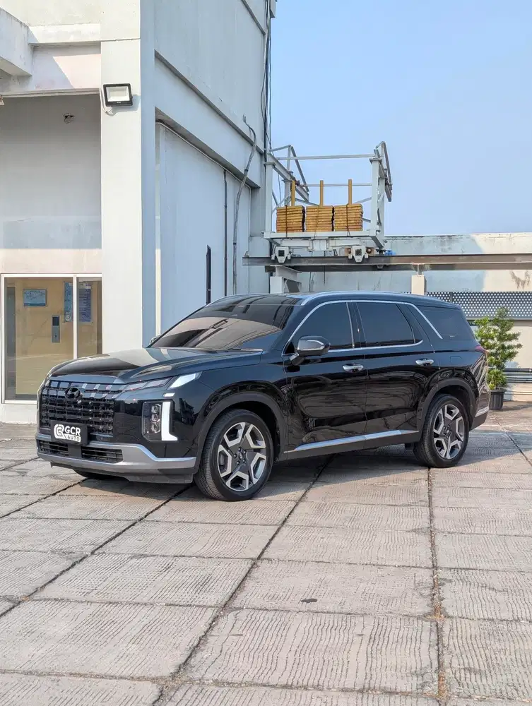 • BLACK ON RED 4X2 • HYUNDAI PALISADE SIGNATURE DIESEL 2023 / 2024