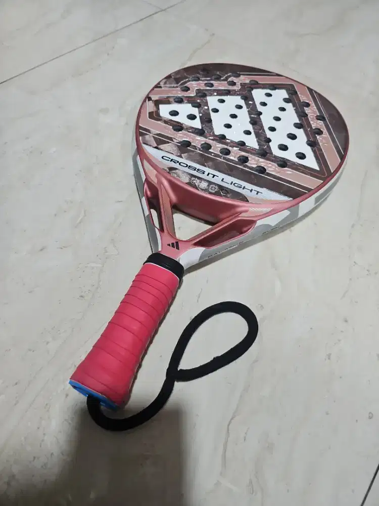 RAKET PADEL CROSS IT LIGHT MARTITA ORTEGA 2026 LIKE NEW CONDITION 95%