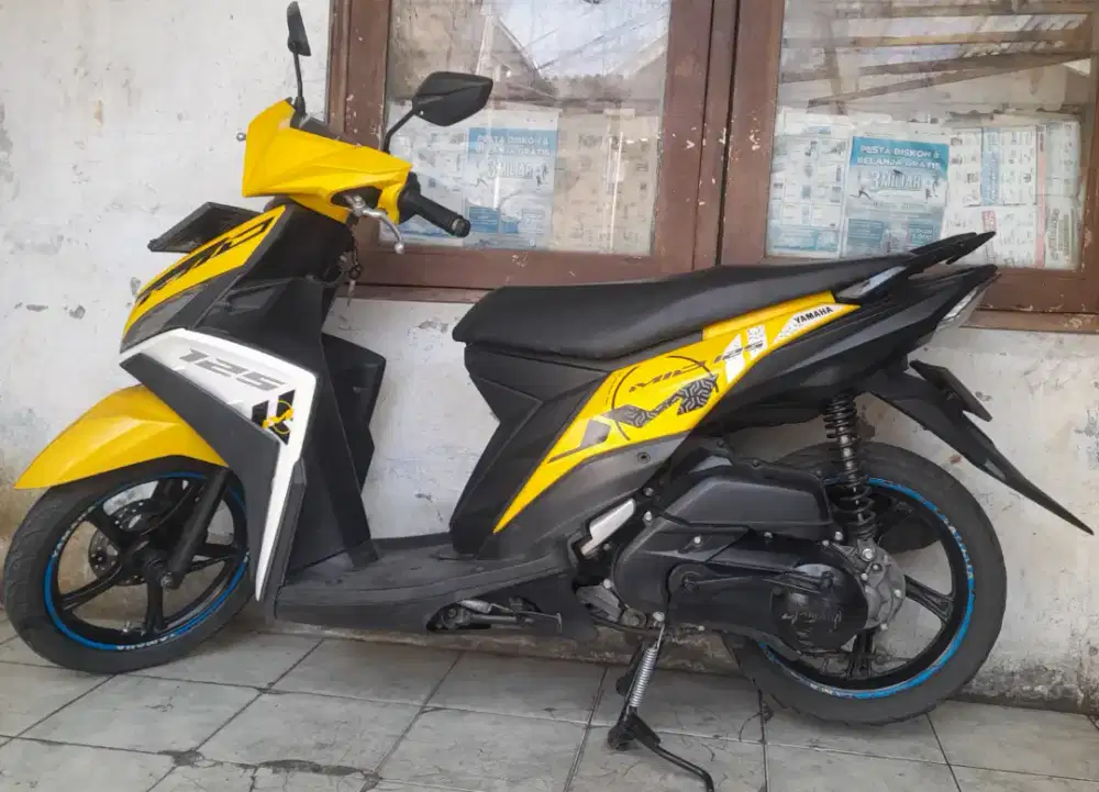 Yamaha Mio m3 2015 blue core 125 cw asli kuning B dki timur tangan 1