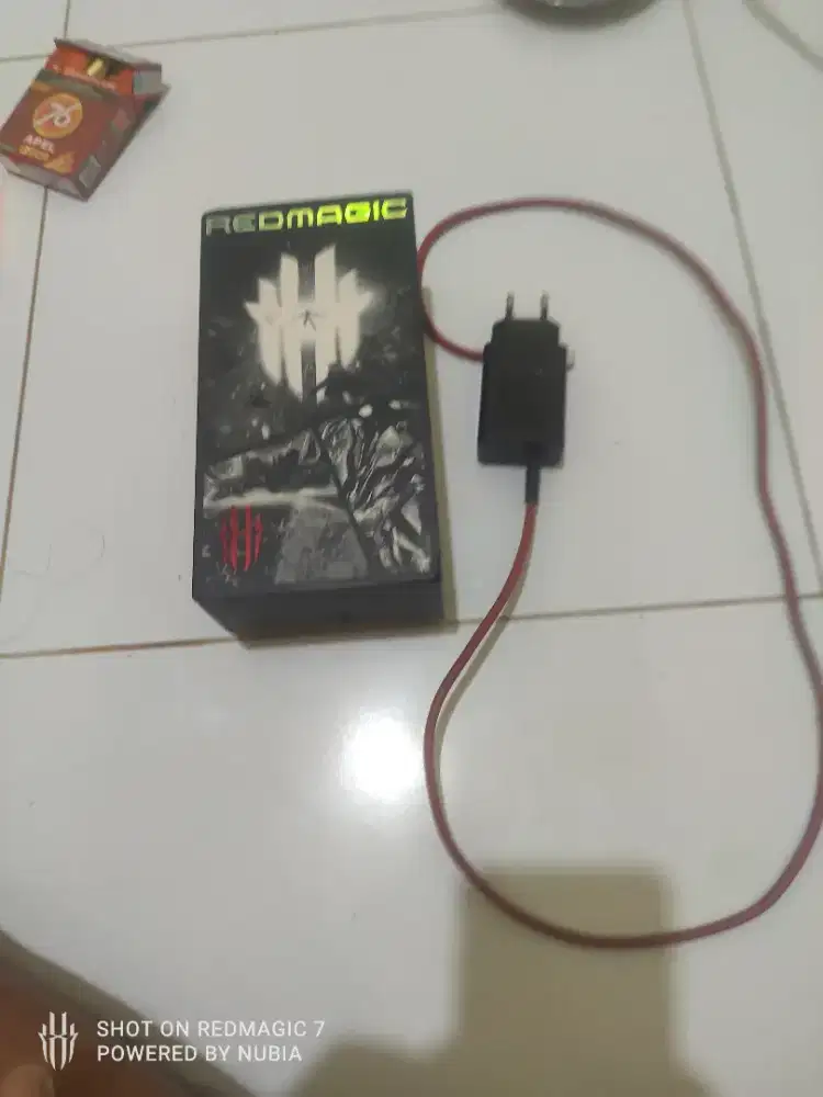 Lgi Bu jual hp gaming fullset masih ORI semua ram 18/256
Harga