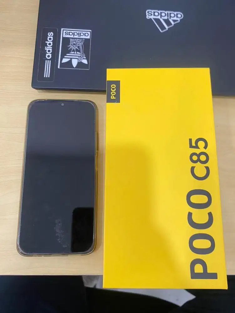 POCO C85 black 8/258