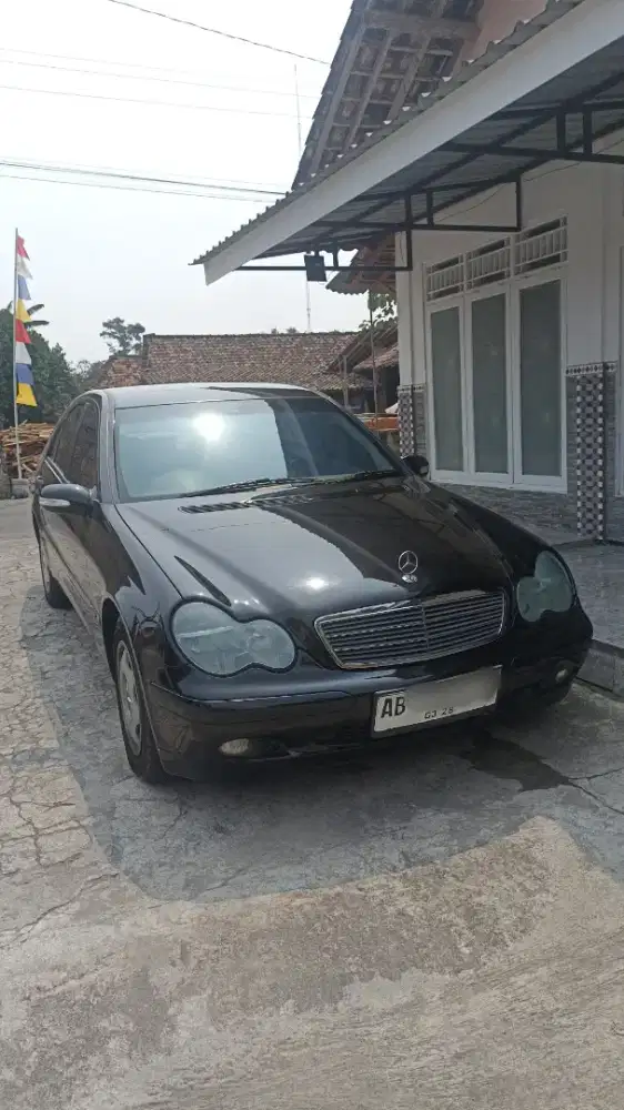 Mercedes benz c180 2002 hitam matic ab