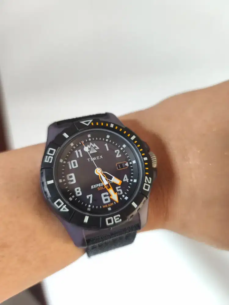 Jual Jam TIMEX Expedition Solar tenaga Sinar sangat mulus kayak baru..