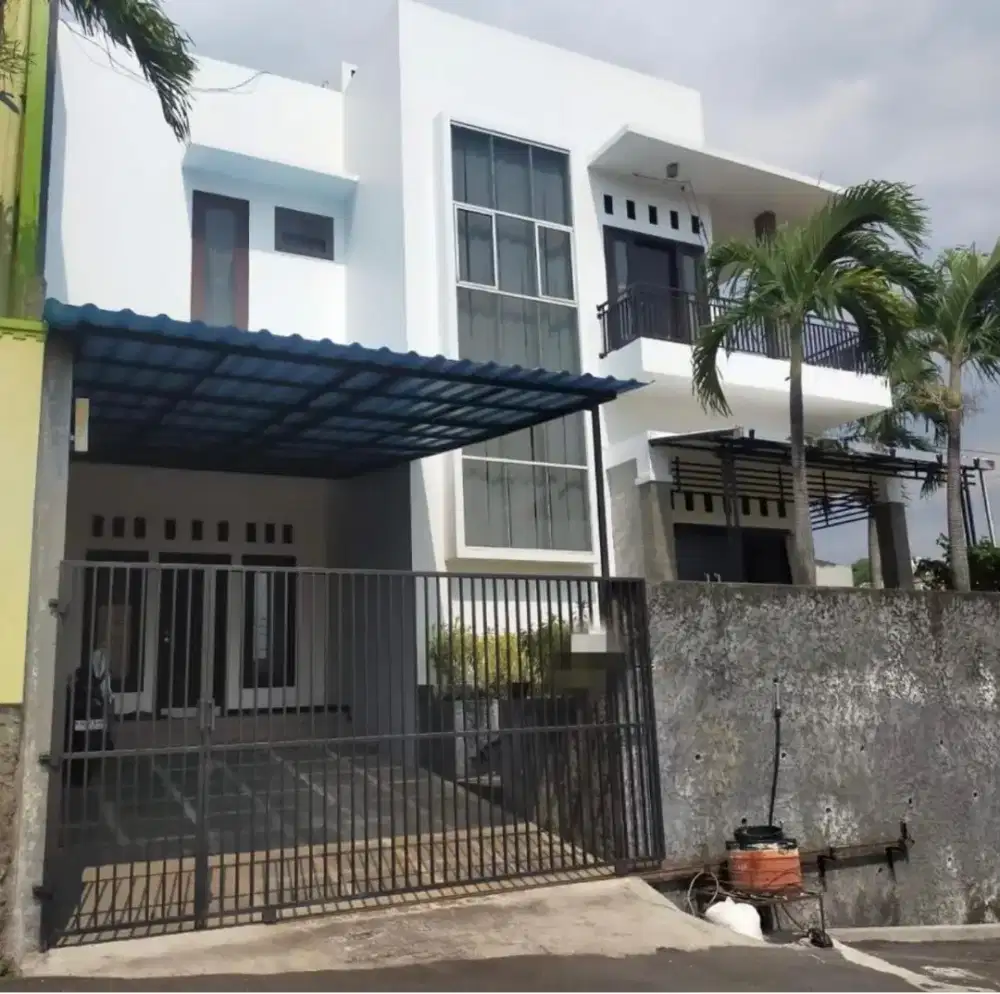 Rumah mewah wologito dekat jalan muradi