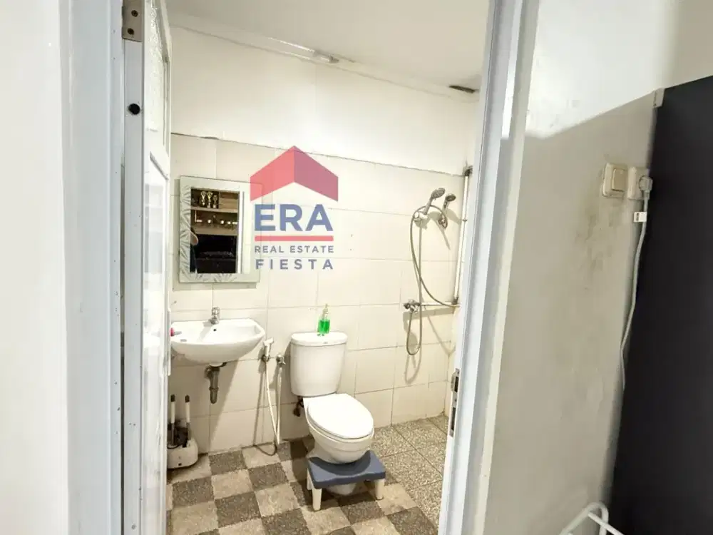 Rumah 2 Lantai Full Furnished di Modernland ( Premier Park 2 ) Dekat Sekolah Penabur