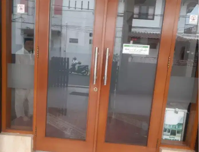 KACA FILM RUMAH PABRIK GEDUNG KACAFILM KANTOR STICKER SUNBLAST ONEWAY
