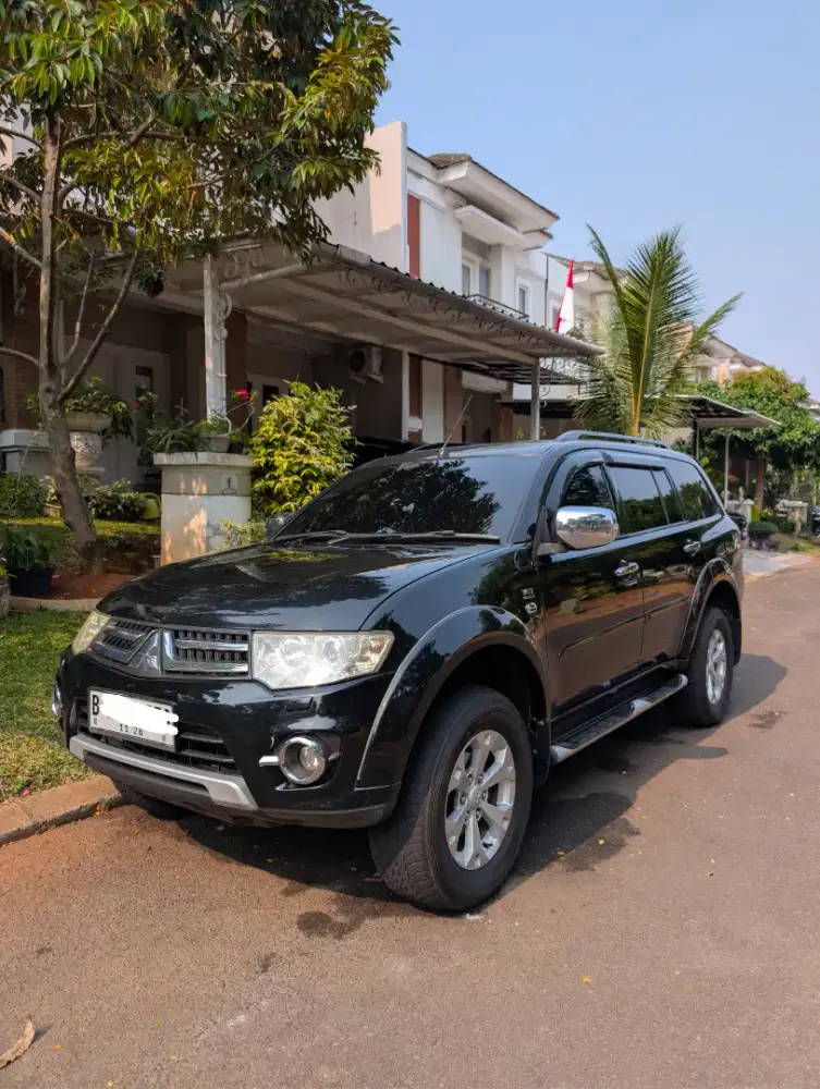 (BARCODE SOLAR)Dijual Cash Mitsubishi Pajero Dakar 4x4 A/T Solar 2013