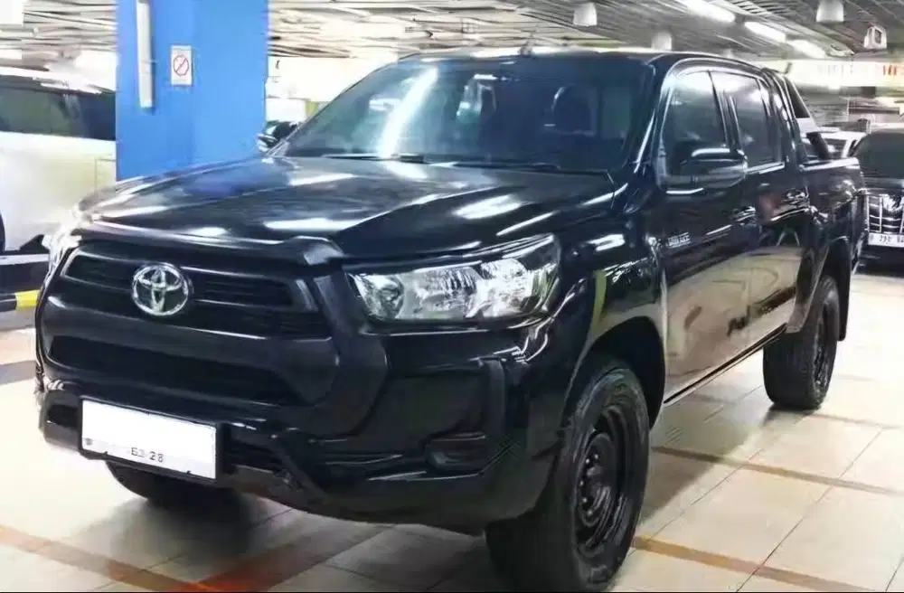 2022 Toyota Hilux 2.4 D Cab 4X4 MT Km 64rb Pjk 3/37 Siap Pakai *KREDIT