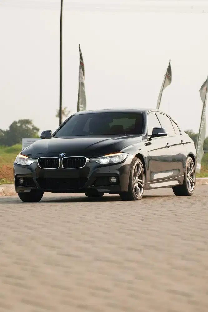 BMW 330i Sport Facelift LCI 2017 F30