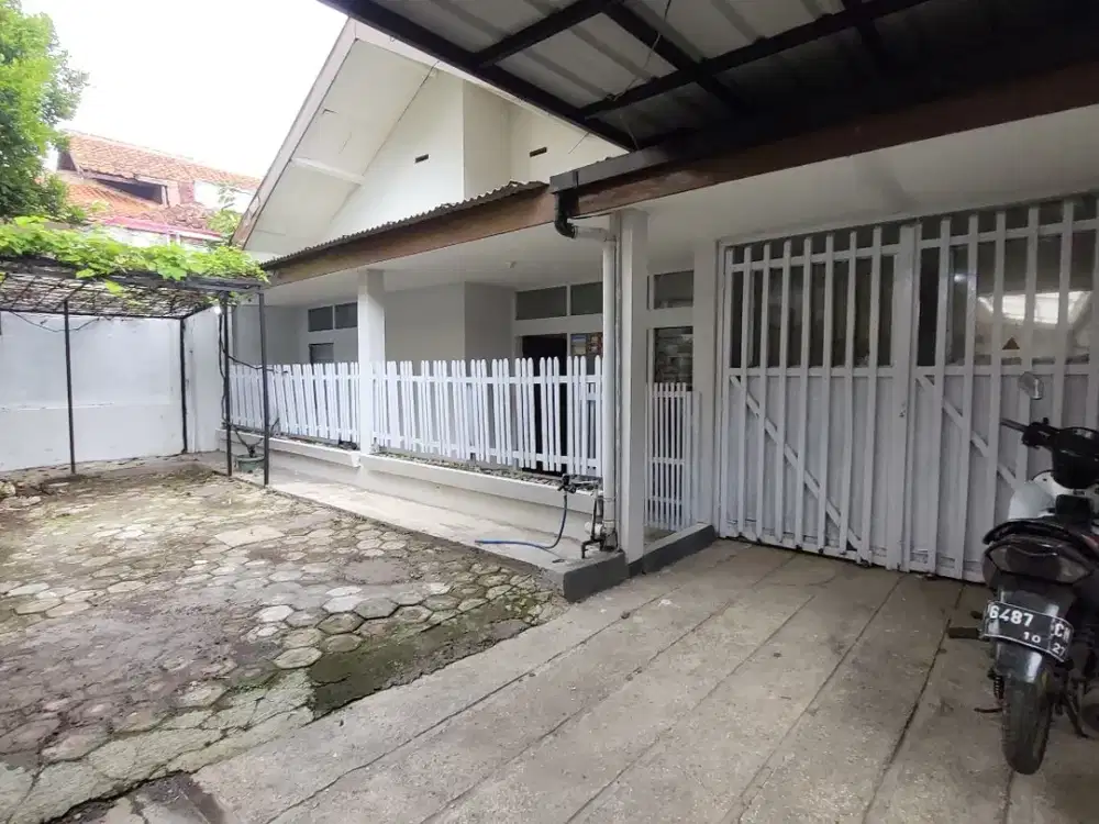 Rumah Murah dibawah NJOP bagus Strategis di Jl sekelimus Sayap Buah Batu