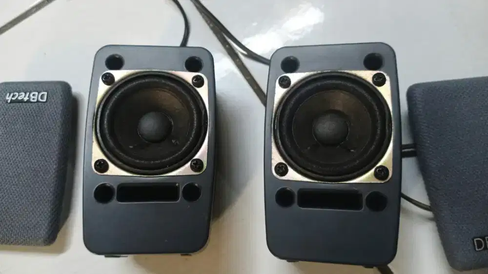 DBtech.speaker pasif mini.2inch.hidup normal