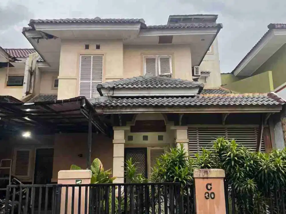 Dijual rumah 2 pantai di villa ilhami