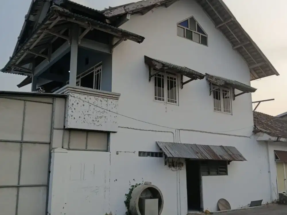 Dijual Dan sewa Gudang Besar Berlokasi Di Jalan Parangtritis Dekat ISI