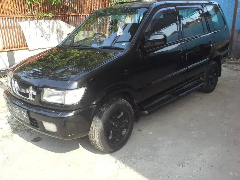 JUAL CEPAT!! TANGAN PERTAMA.BLACK PHANTER 2004 masih KM 120000!!