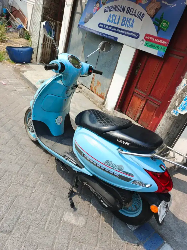 benelli keeway shiny italy 150cc th 2022 
‎