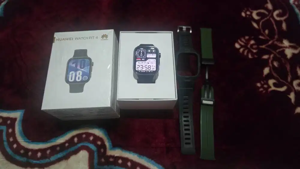 HUAWEI WATCH FIT 4