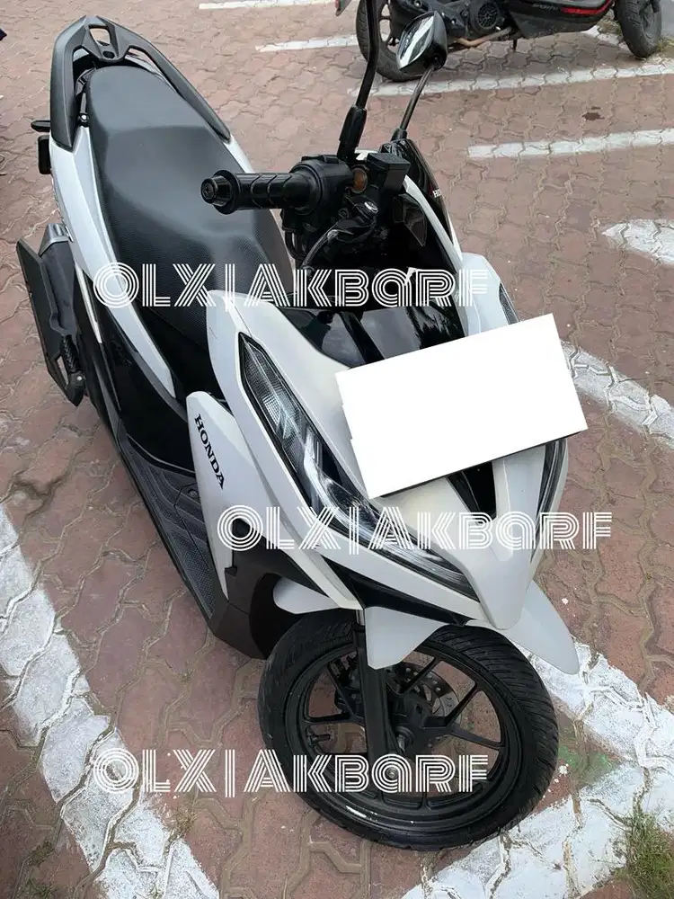 HONDA VARIO 125 CBS ISS 2022 – TANGAN PERTAMA – PAJAK PANJANG