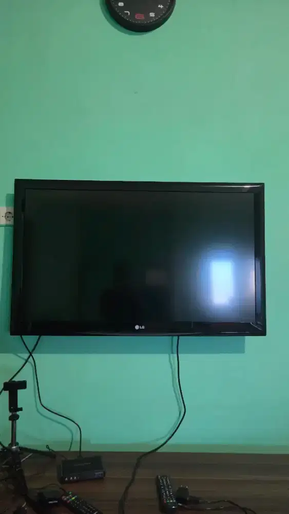 TV LG LCD LED 42 inchi