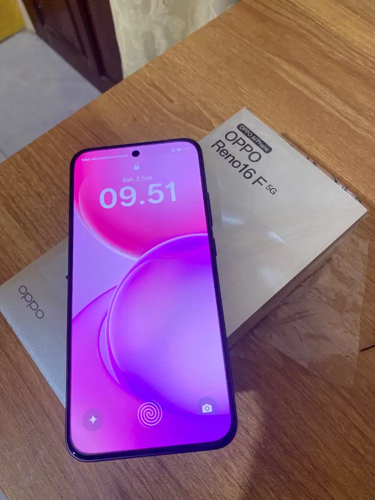 Di jual Oppo Reno16 F 5G warna dop brown