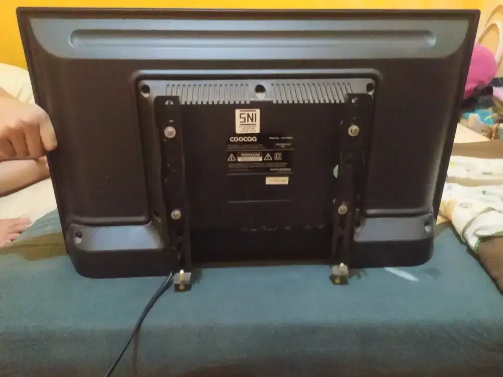 Dijual TV coocaa 24inch kondisi harus ganti IC POWER