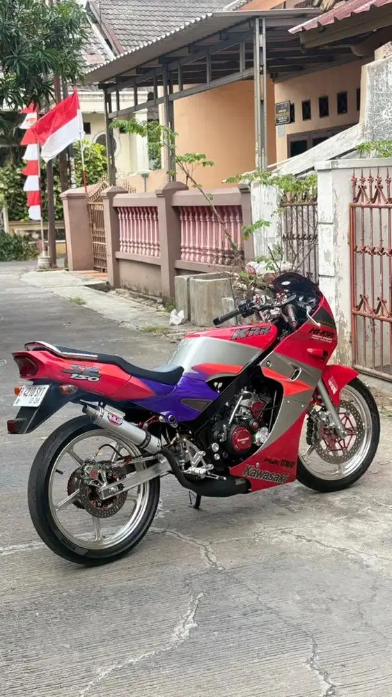 kawasaki ninja ss