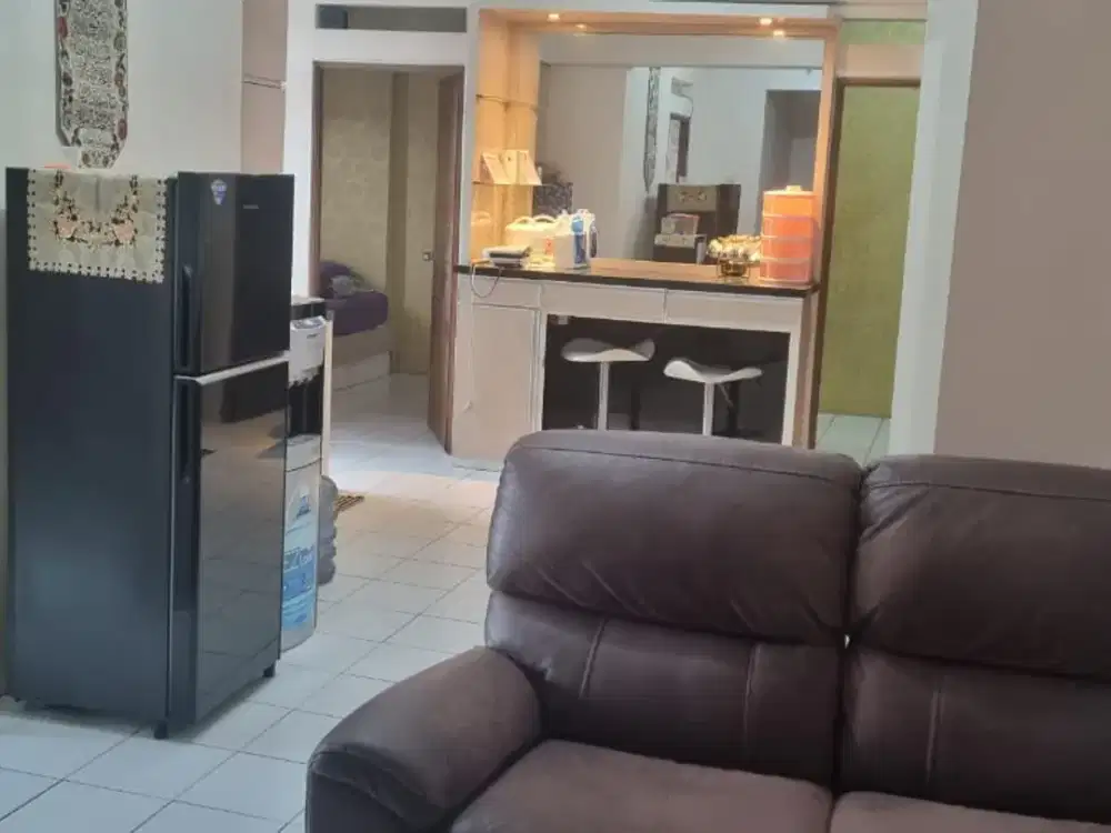 Apartemen 4 BR Full Furnish Gateway Ahmad Yani Cicadas Bandung