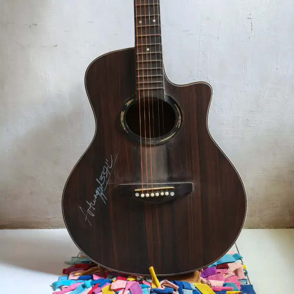 GITAR MURAH JUAL RUGI