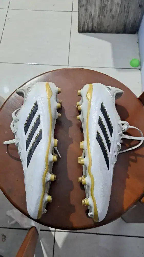 Sepatu bola copa pure 3