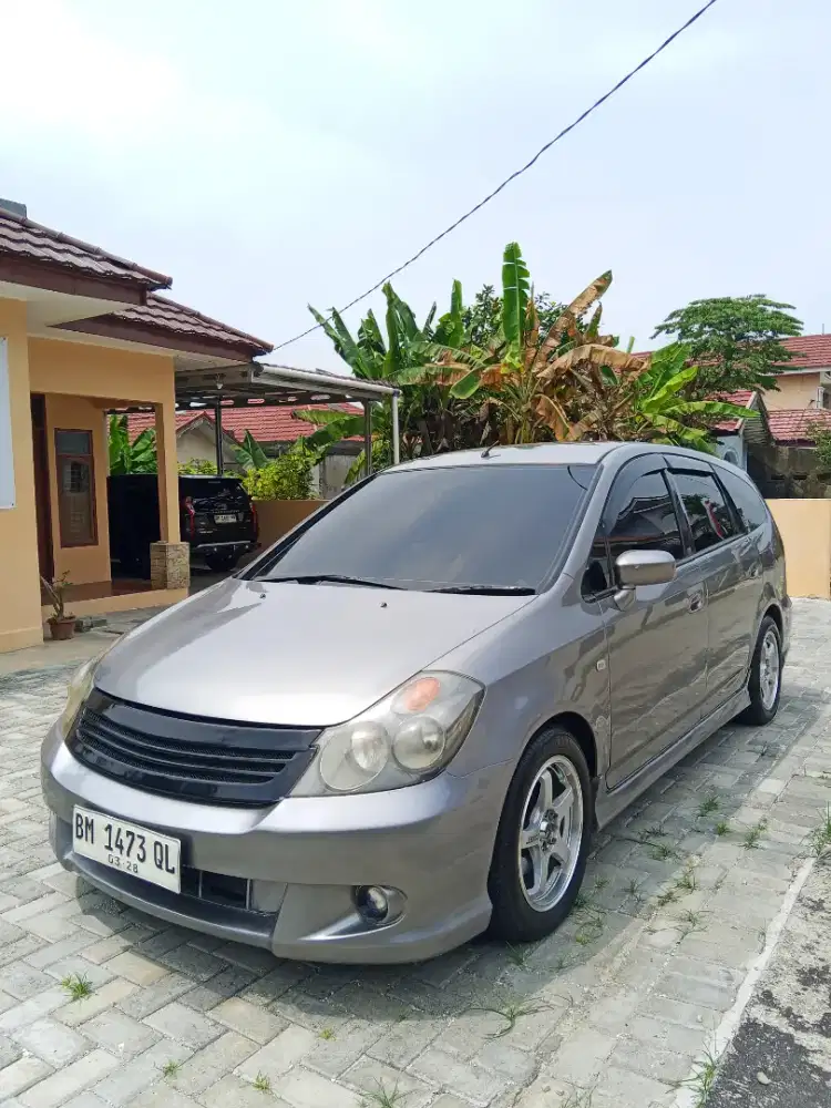 Honda Stream matic 2,0 2004
