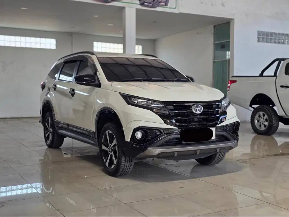 Toyota Rush 1.5 GR Sport AT Matic 2024 / Terios