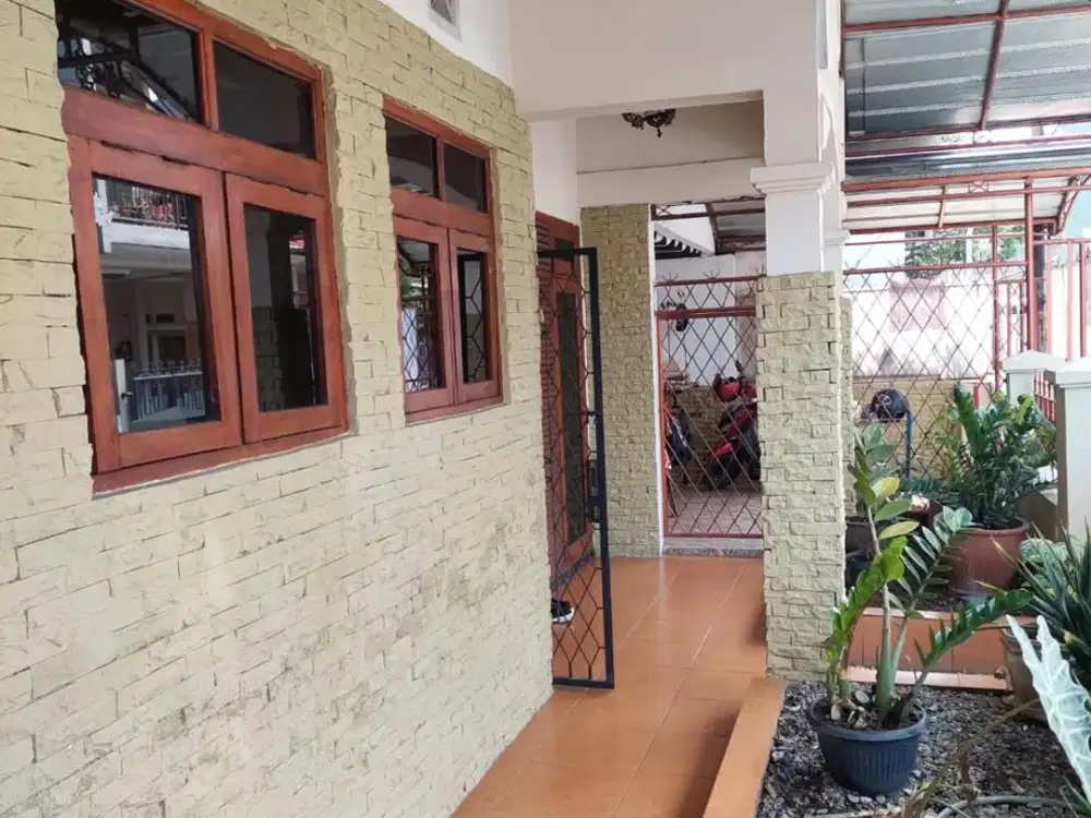 RUMAH MINIMALIS DIJUAL MURAH DI DALAM KOMPLEK MARGAHAYU SIAP HUNI STRATEGIS WAJIB NEGO