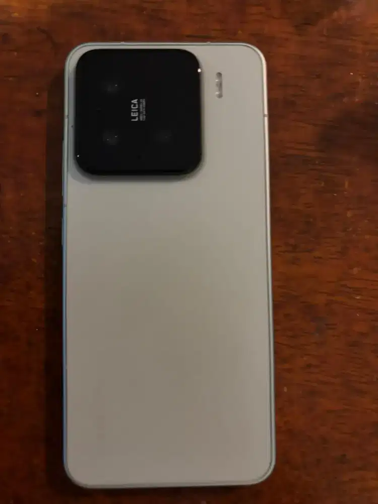 Xiaomi 15 Ram 12/256 green  1