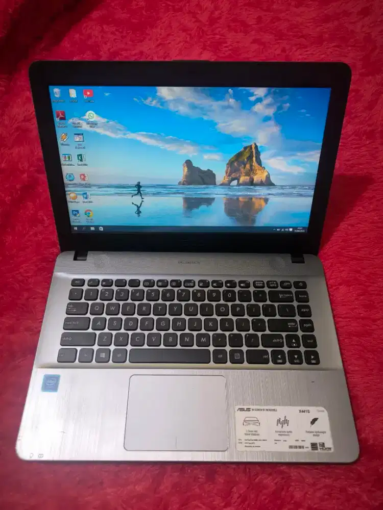 DIJUAL LAPTOP ASUS X441S SLIM,INTEL CELERON RAM 2 GB,HDD 500 GB