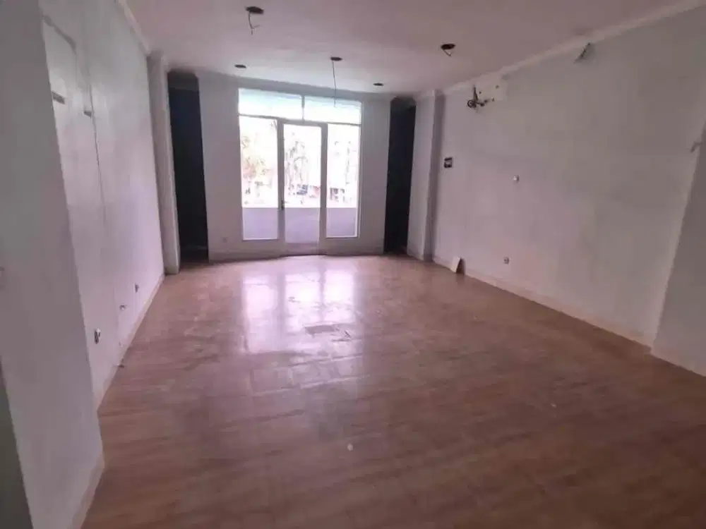 DISEWA CEPAT RUKO MUTIARA TAMAN PALEM 4,5 LANTAI CENGKARENG TIMUR JAKARTA BARAT